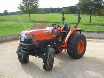 ������� Kubota L4100