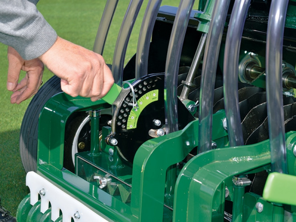 ������ Turfco TriWave 45 Overseeder
